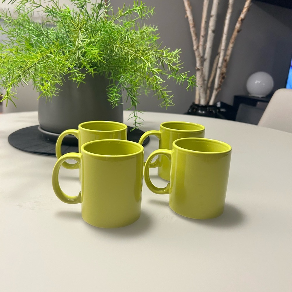 Set of 4 Lime Green Mugs